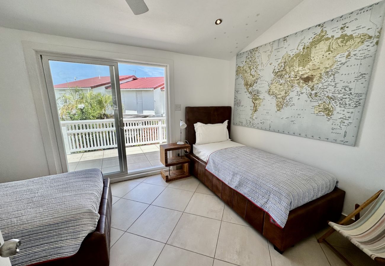 Townhouse in Jolly Harbour - Villa 229C