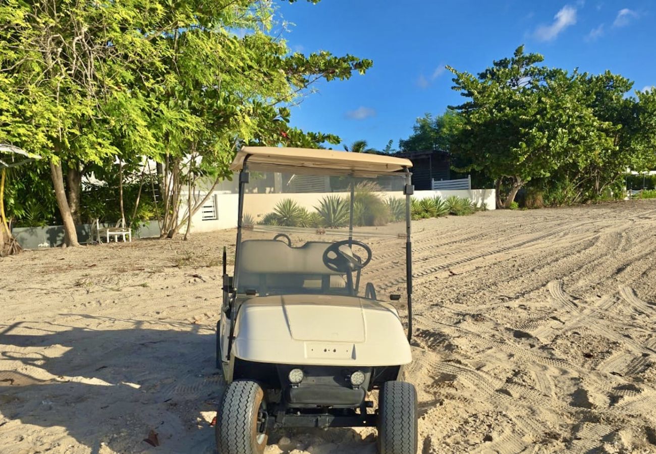 Townhouse in Jolly Harbour - Betsy The Buggy